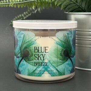 BBW Blue Sky Breeze Bath & Body Works 3 Wick Candle